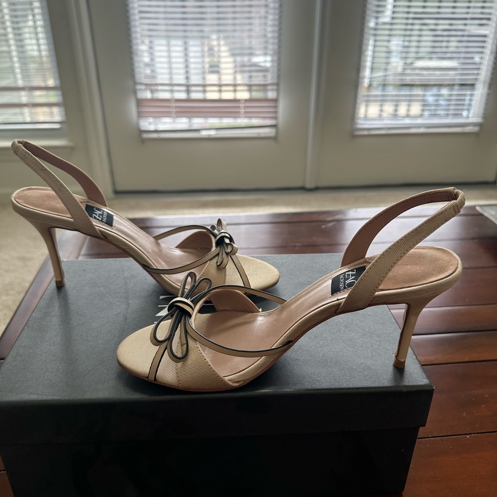 Zac Posen Women's Beige Linen Veronia Halter back Sandals w/ Bow - NWB -Size 7